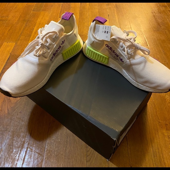 Adidas sneaker - Picture 3 of 4